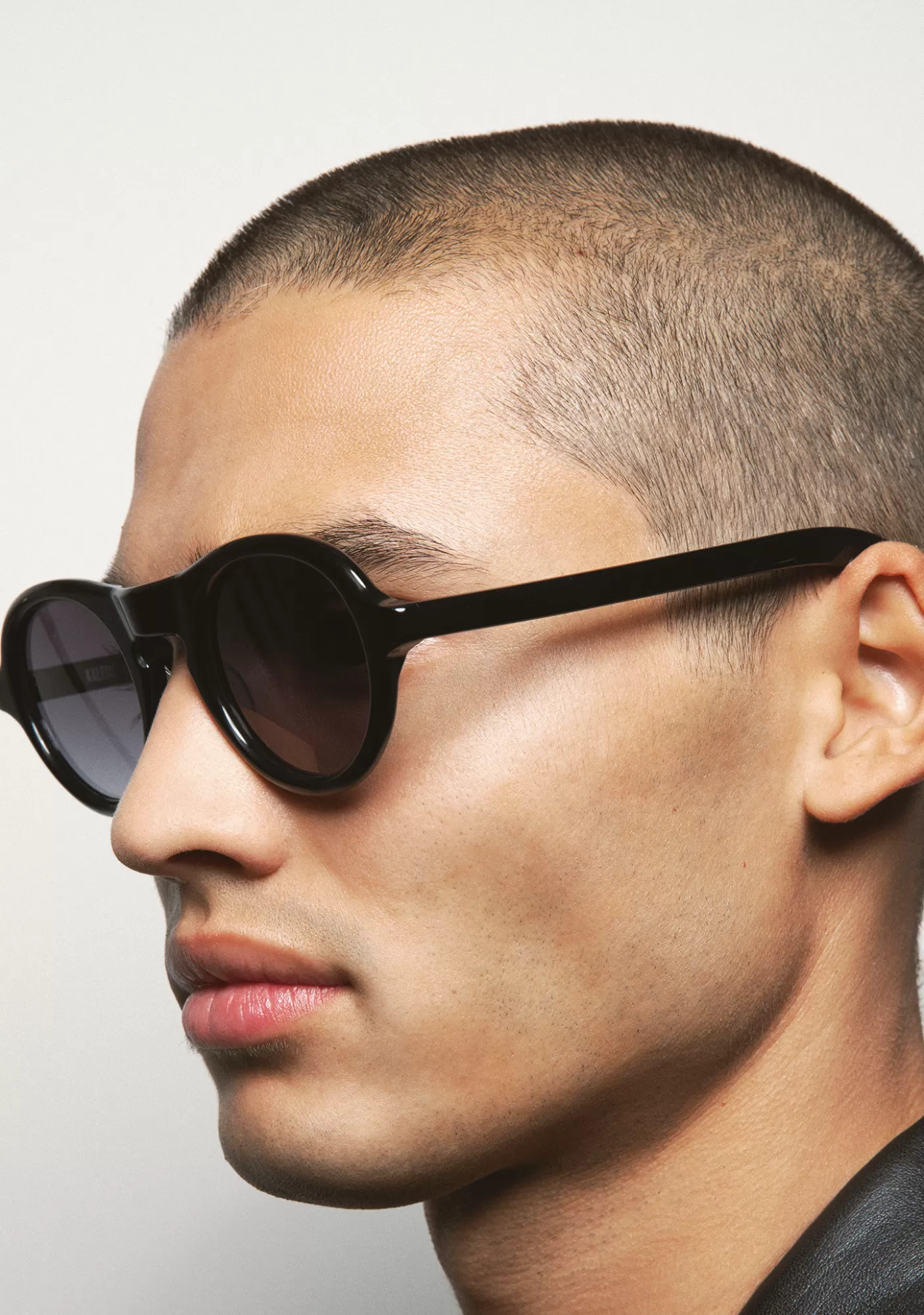 drake_1_3.webp Kaleos Drake 1 Hot