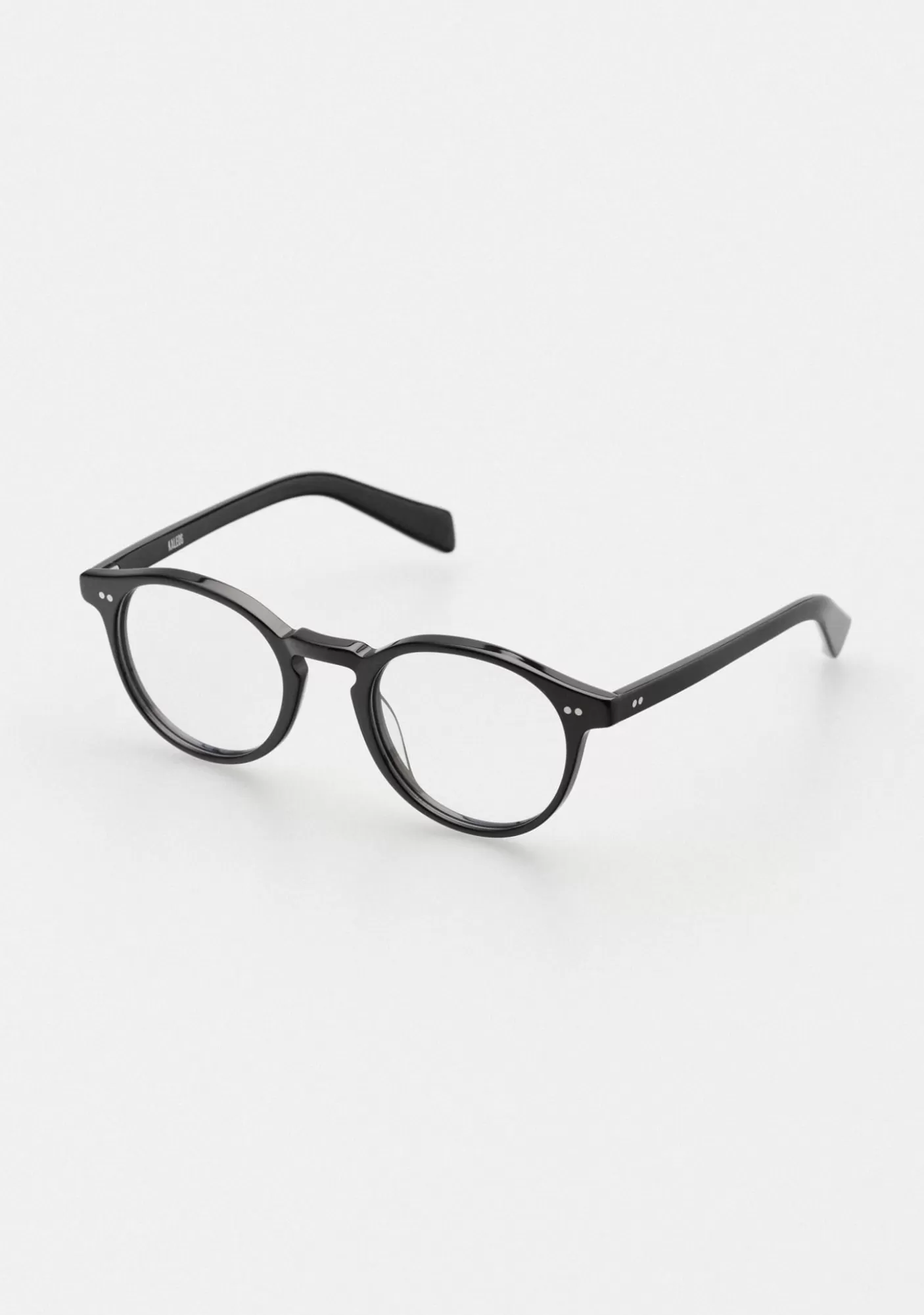 macbeth_big_1_4.webp Kaleos Macbeth Big 1 Online