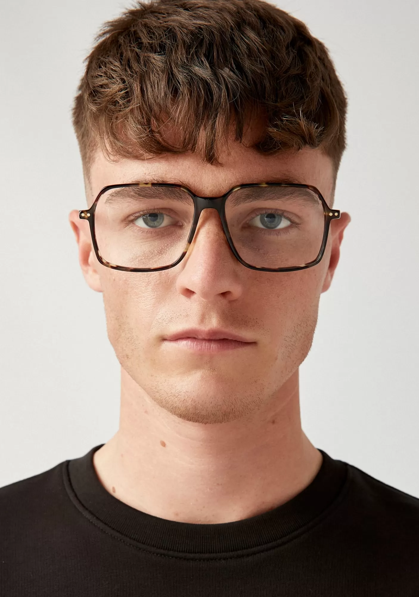 shirley_3_2.webp Kaleos Shirley 3 Hot